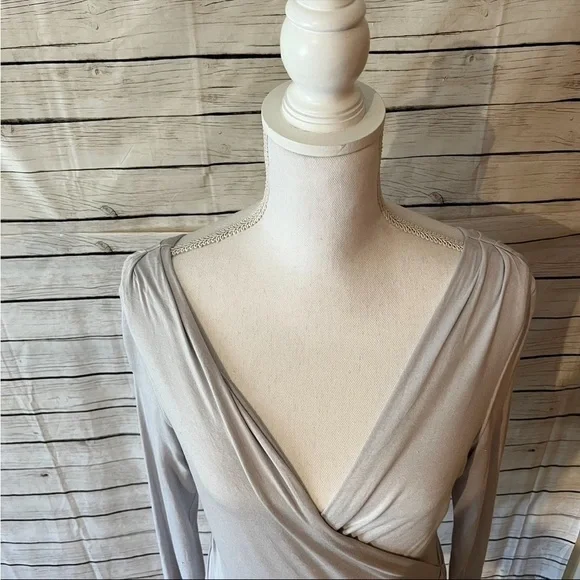 Free People Deep V Faux Wrap Long Sleeve Top Size Medium - Picture 5 of 10